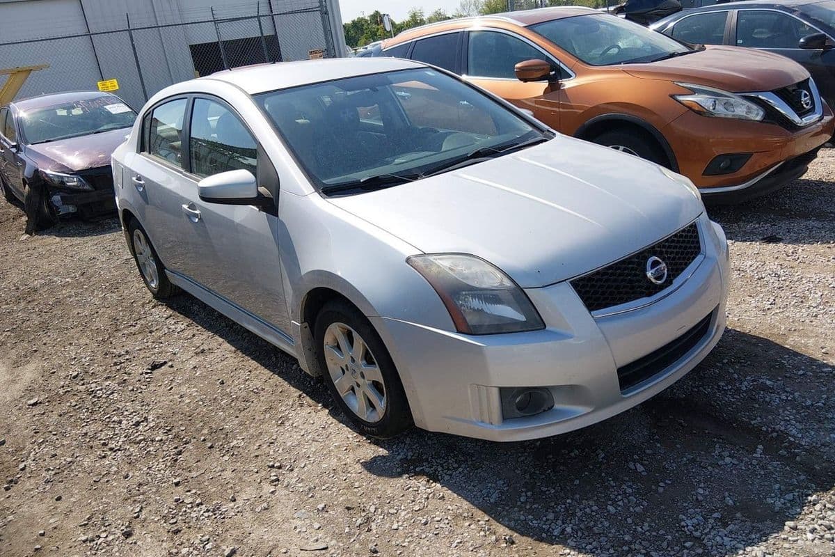 Nissan Sentra 2012