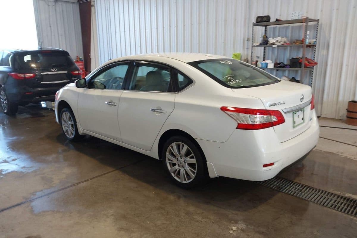Nissan Sentra 2014