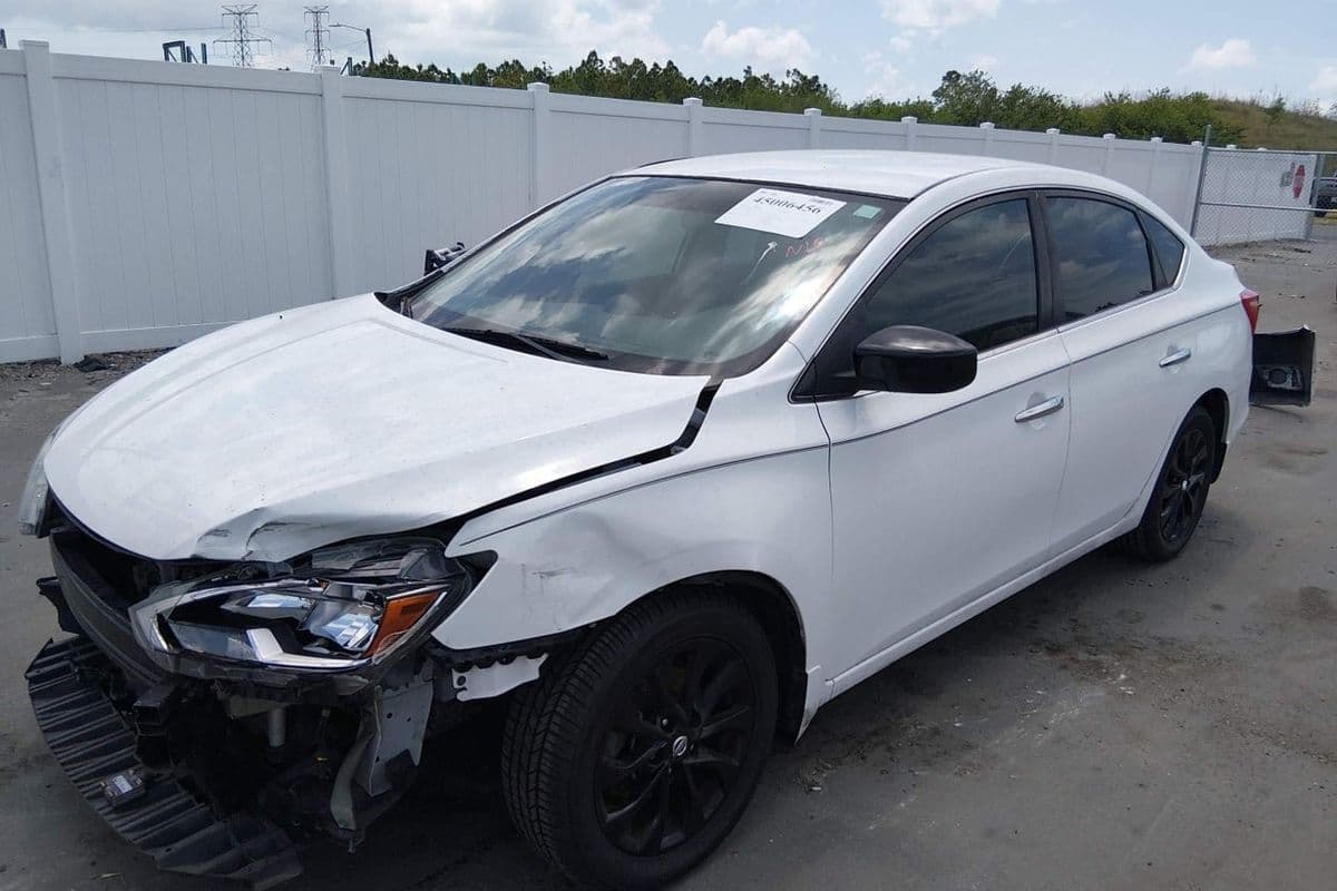 Nissan Sentra 2018