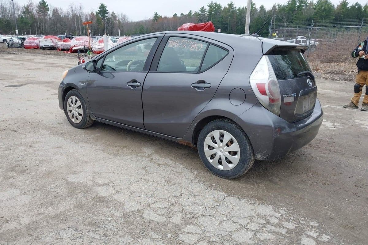 Toyota Prius C 2013